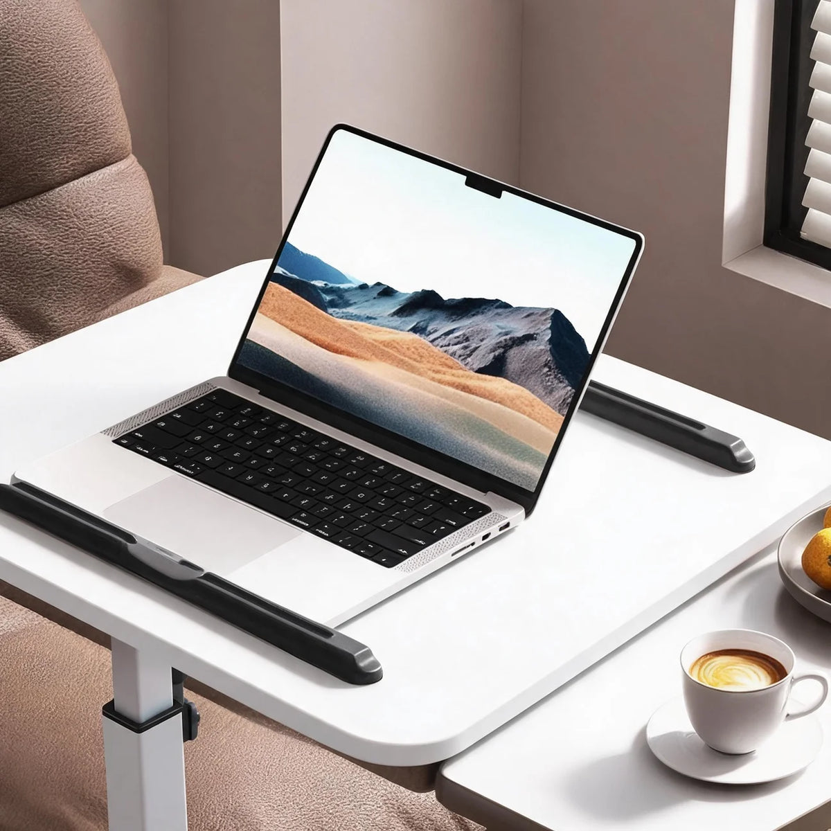 Mesa Auxiliar Ajustable con Ruedas — Soporte de Portátil Inclinable